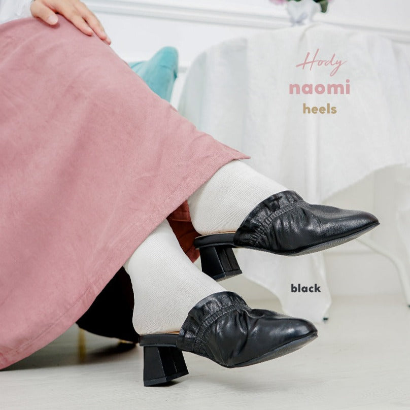 NAOMI HEELS