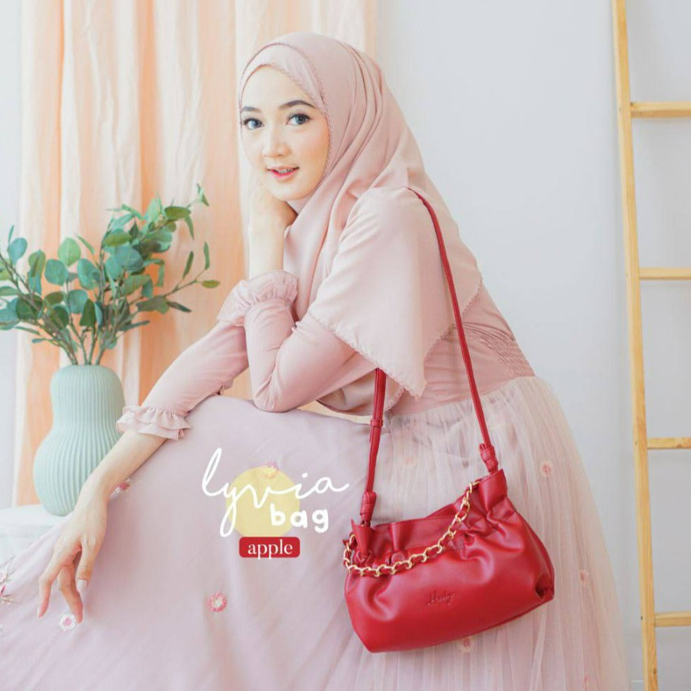 LYVIA BAG