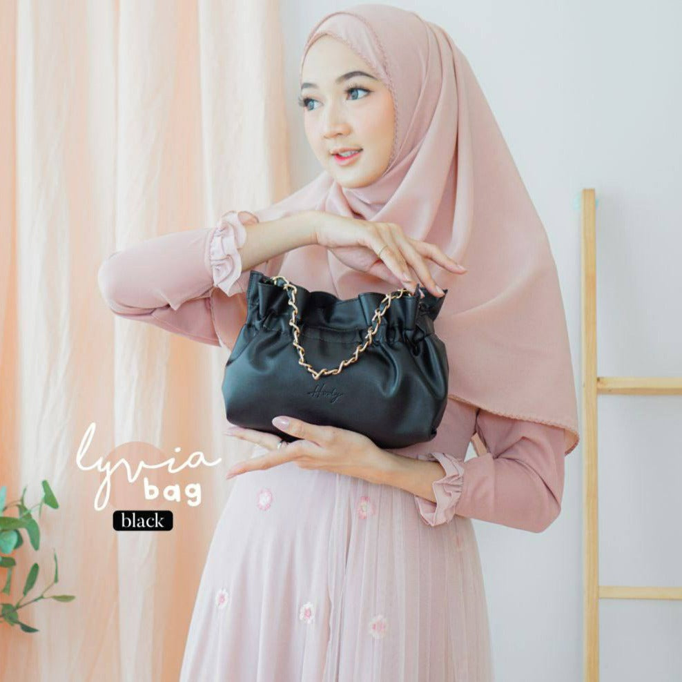LYVIA BAG